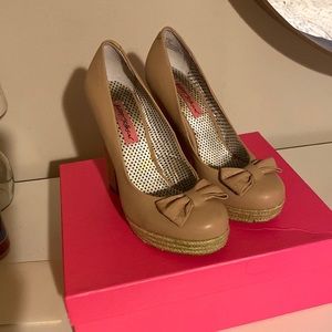 Betsy Johnson platform heels. Size 7.5. Gently used.